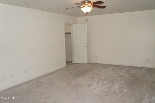 Photo - 2935 E Cherry Hills Dr