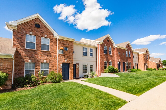 Maple Grove Villas