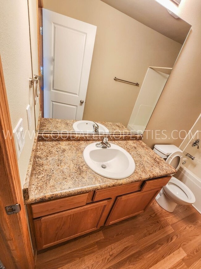 Photo - 2 Bedroom, 2 Bath Townhome in Pleasant Hill