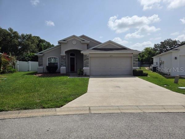 Building Photo - 2235 Lakeridge Dr