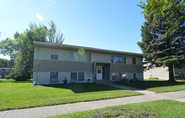 Building Photo - 1117 13th Ave S Unit #1 - Garage #1