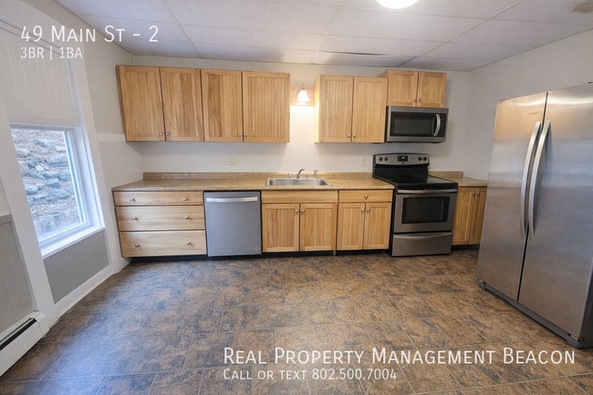 Building Photo - 49 Main St Unit 2