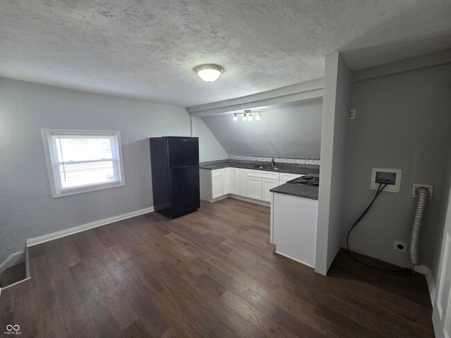 Photo - 2805 Boulevard Pl