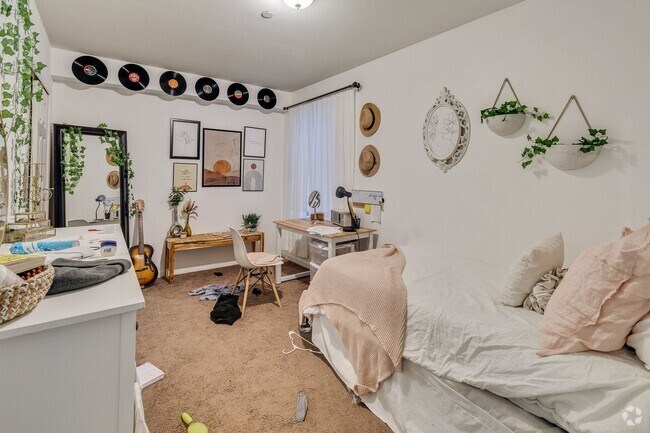 Building Photo - 1628 Willington St Unit A Rental
