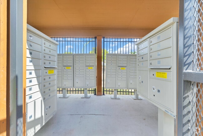 Mail Center