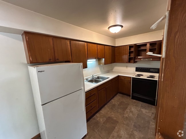 Building Photo - 3825 Robert Pl Unit 10 Rental