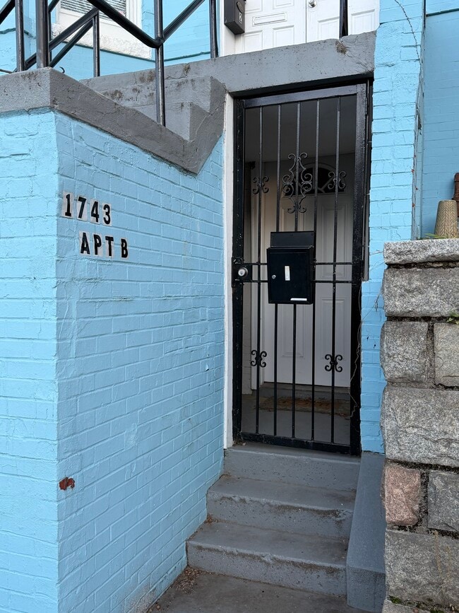 Photo - 1743 N Capitol St NE