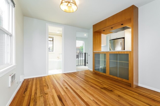 Photo - Modern Oasis in Seattle: 2-Bed, 2-Bath with Luxurious Amenities!