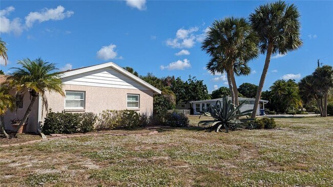 Photo - 2500 Bayshore Rd