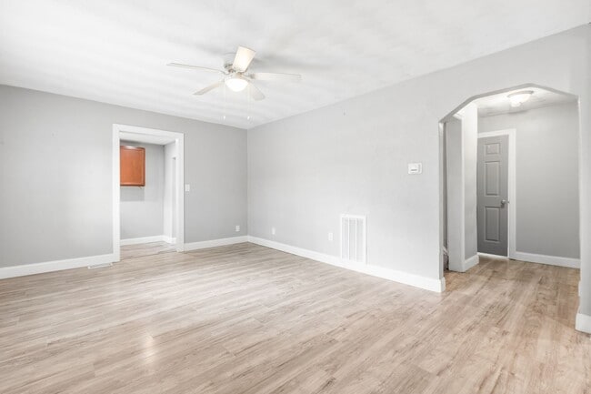 Photo - Move In Ready Norfolk Home!!