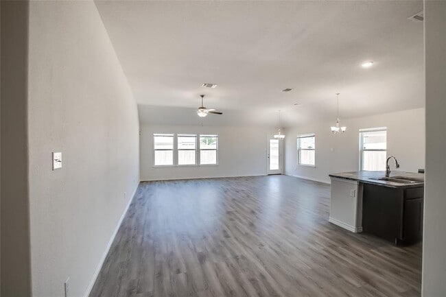 Photo - 6507 Catherine Dr