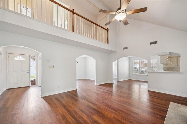 Photo - 23906 Northcrest Dr