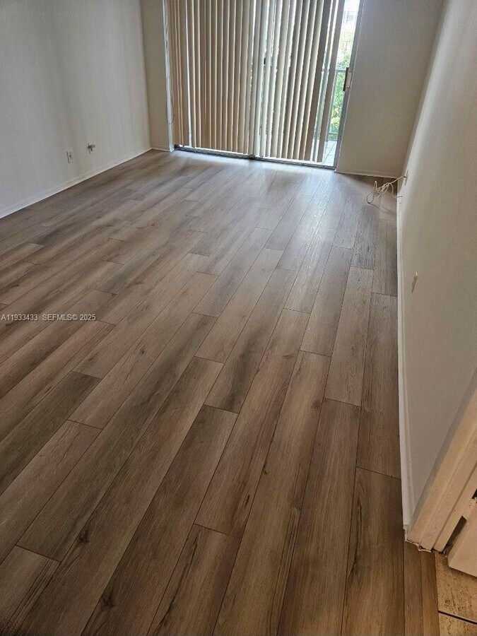 Photo - 2101 Atlantic Shores Blvd Unidad 312