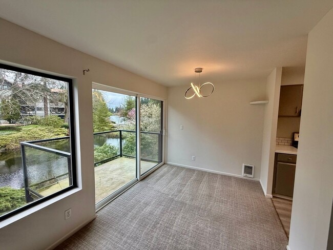 Photo - Beautiful 2 bed, 1 bath Shoreline Condo, $1850/mo. Unit 203