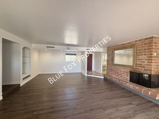 Photo - 900 E Vía Lucitas