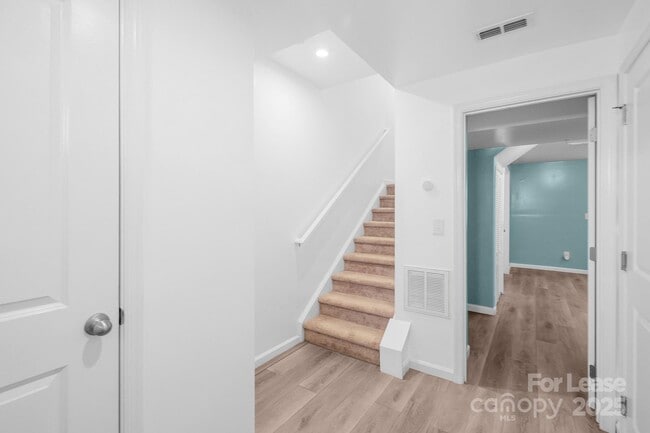 Photo - 2715 Sydney Overlook Ln