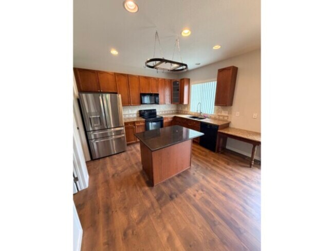 Photo - 10552 Vaughn Ct