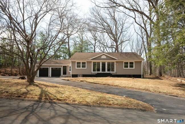 Photo - 240 Great Plain Rd