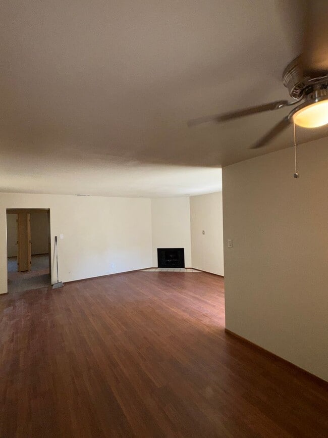 Photo - 6137 Madison Ave Unit 6137