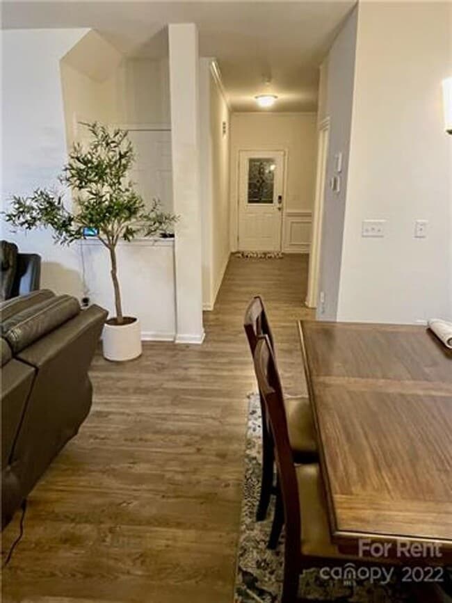Photo - Captivating Single Family Home | 3 BR/2.5BA | 1-Car Covered Parking |In Highland Park