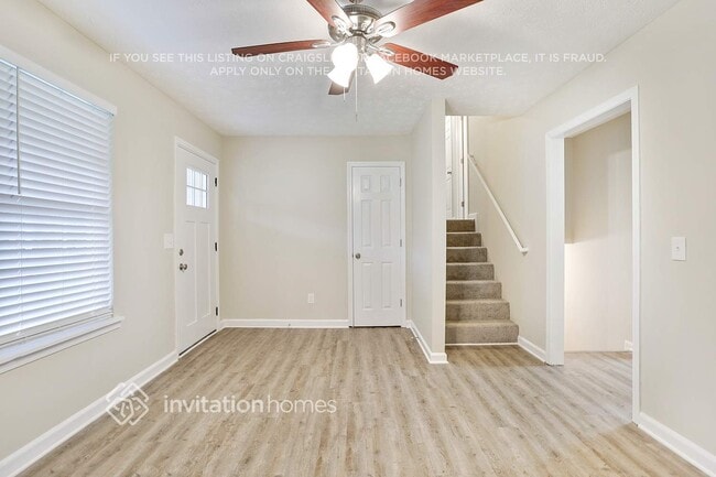 Photo - 6556 Willow Ln