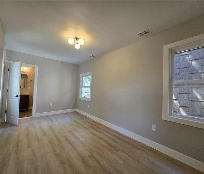 Photo - 207 Virginia Ave