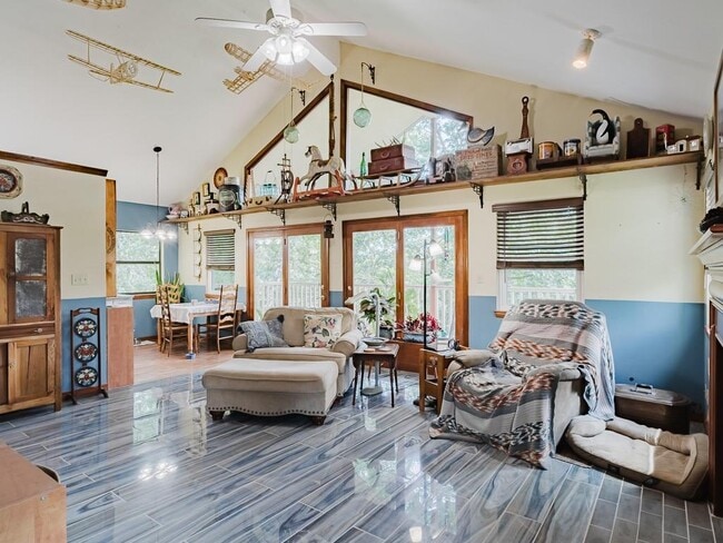 Photo - 12309 Blueberry Ln