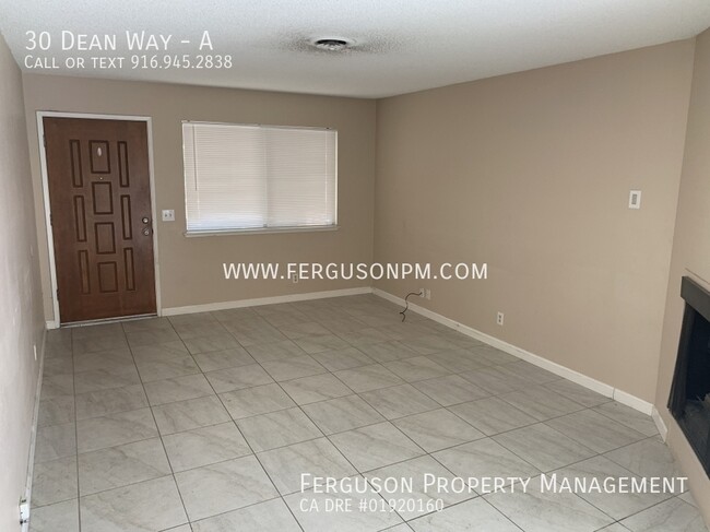 Photo - 30 Dean Way Unidad A