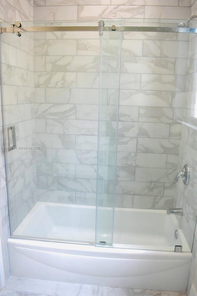 Photo - 29 Palmetto Dr Unit 6