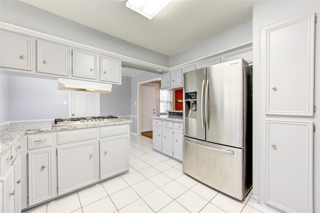 Building Photo - 1718 Anvil Dr