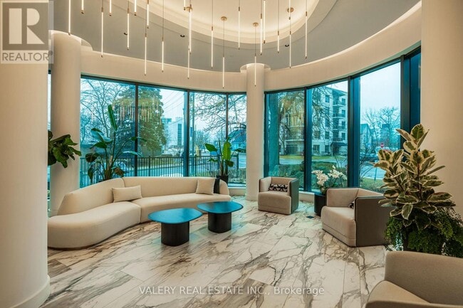 Photo - 55 Port St E Unit 504