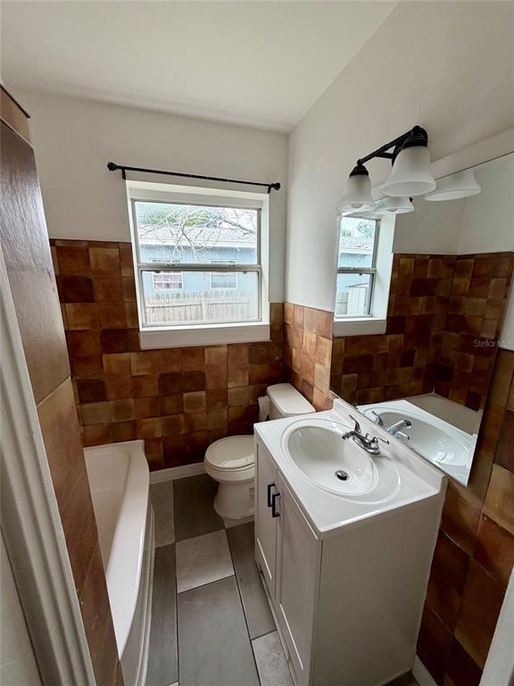 Photo - 2134 25th Ave N