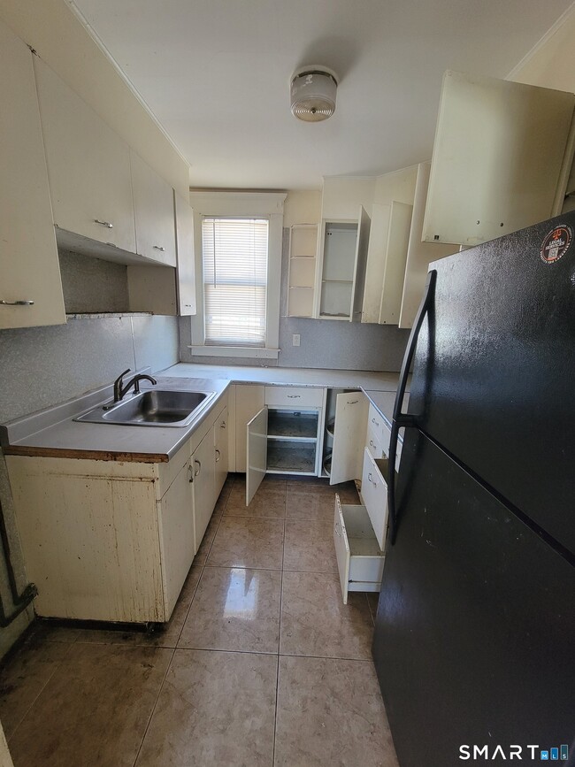 Photo - 5 Oak Pl