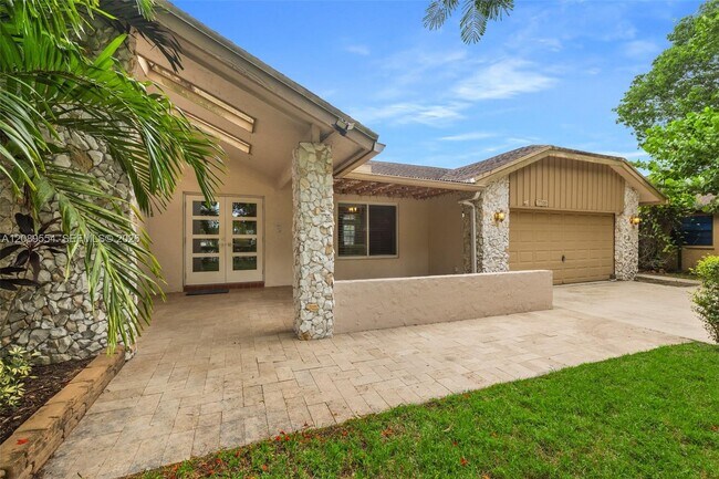 7700 NW 11th Pl