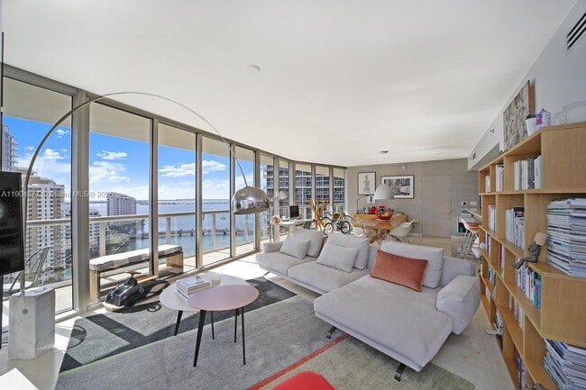 Photo - 465 Brickell Ave Unit 2001