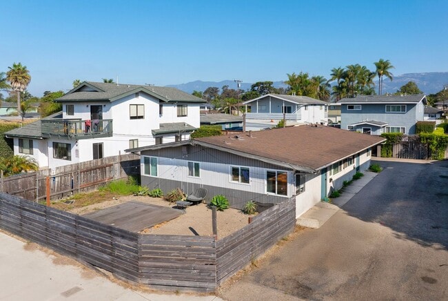 Building Photo - 2-Bedroom/1 Bathroom - Isla Vista Unit A