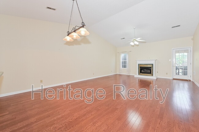 Photo - 2419 Glen Meadow Rd