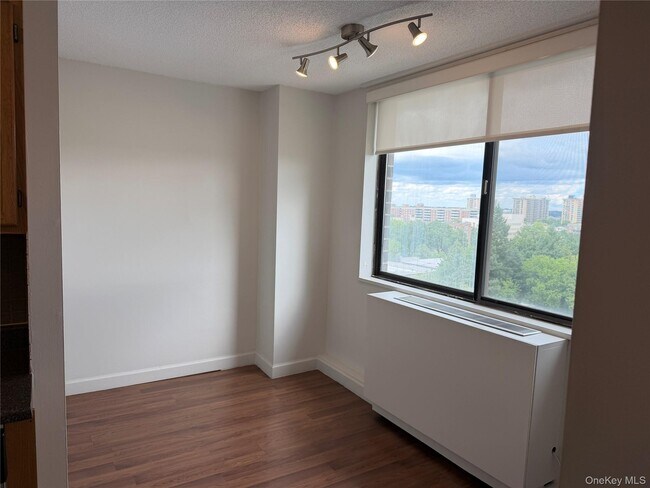 Photo - 2 Bay Club Dr Unit 7Y