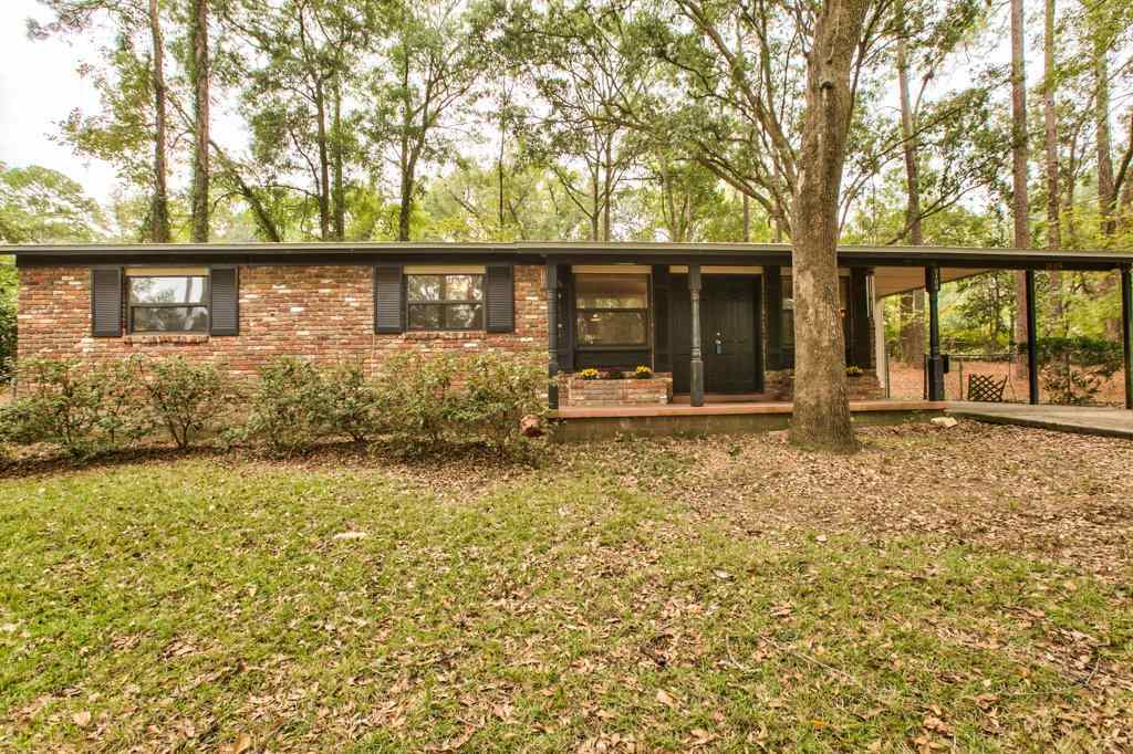 Photo - 2409 Almond Dr House