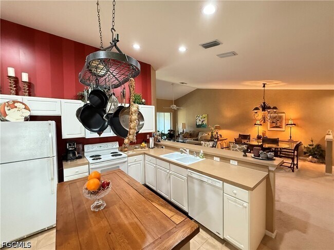 23805 Clear Spring Ct