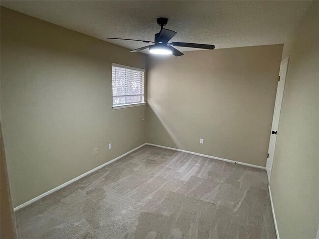 Photo - 3601 Leafield Dr