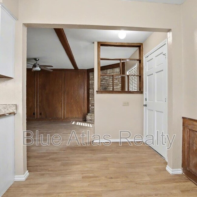 Photo - 817 E 6th St