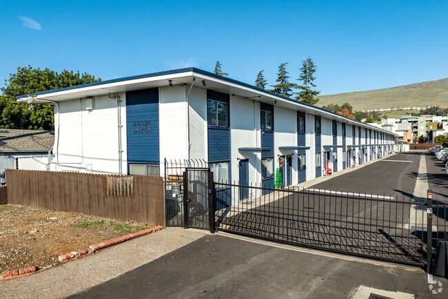 The Grand Townhomes at SoHay'