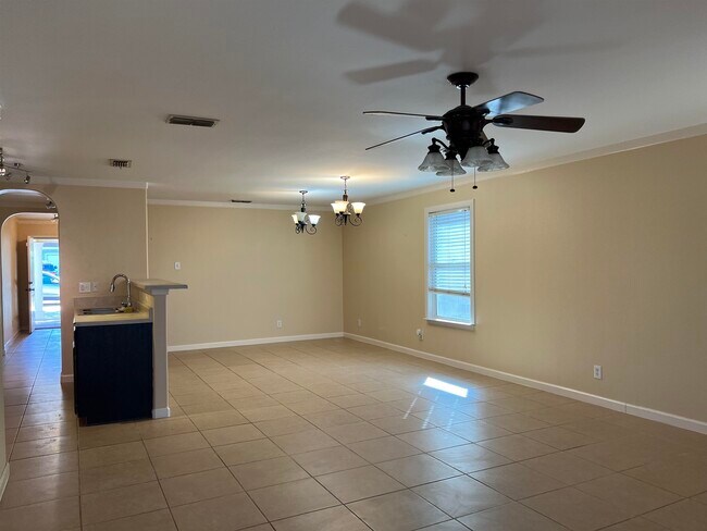 Photo - 1738 Aransas Pass Dr