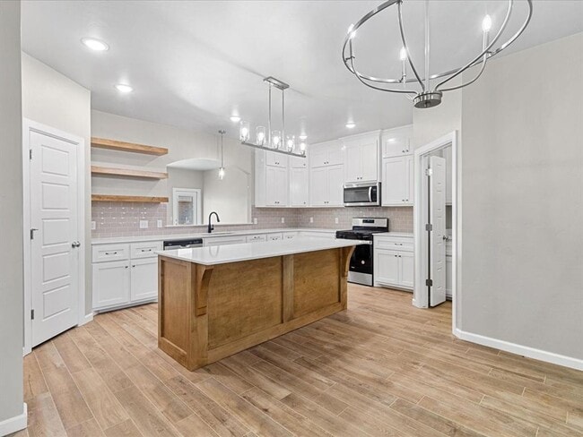 Photo - Newer Home For Lease in Washington!