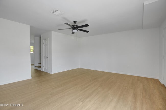 Photo - 109 Courtney Dr