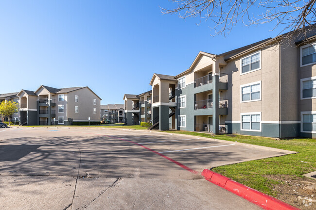 Building Photo - Mayfield Park Apartments