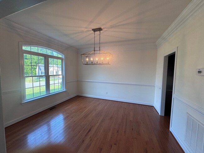 Photo - 2912 Bayfront Way