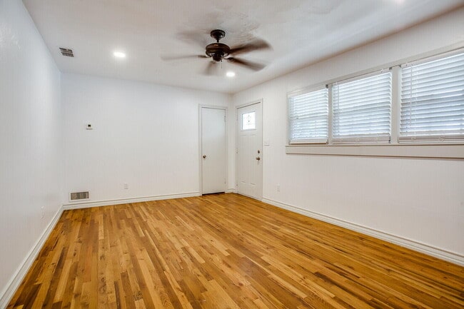 Photo - 3004 36th St