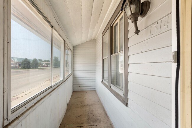 Photo - 1314 22nd St Unit Lower